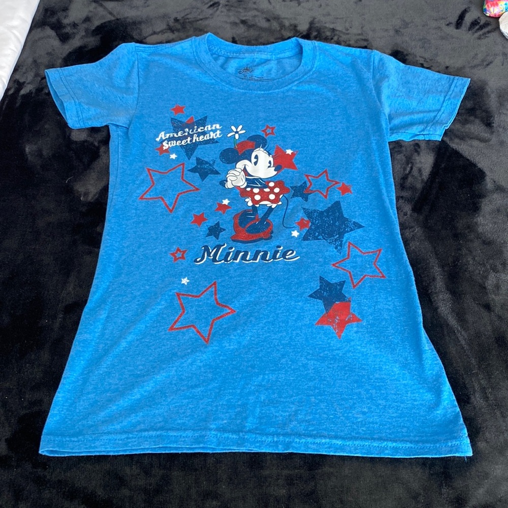 Disney Minnie Patriotic shirt